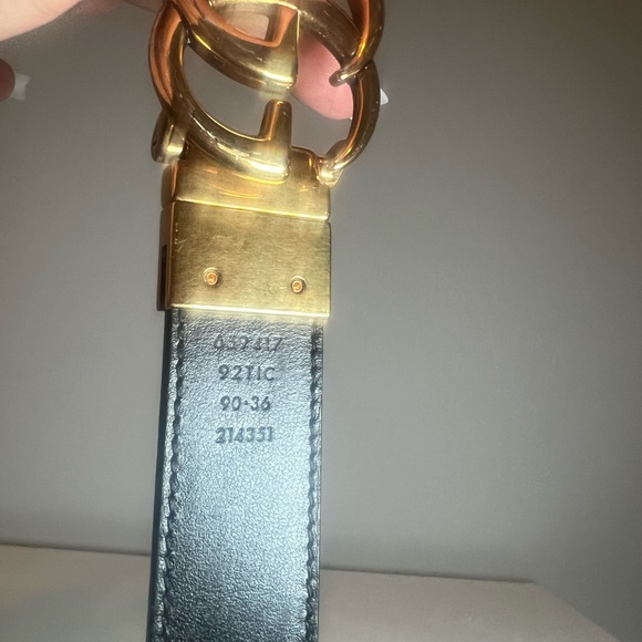 Gucci Black Leather Belt with Gold Buckle - Picture 3 of 4